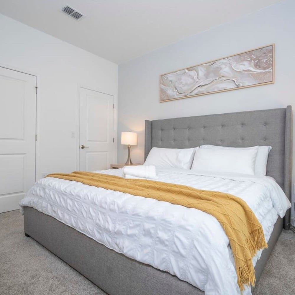 2941 Modern 4BD at Storey Lake