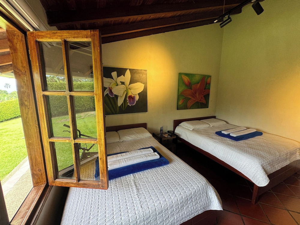 Chalet La Alemania view 5