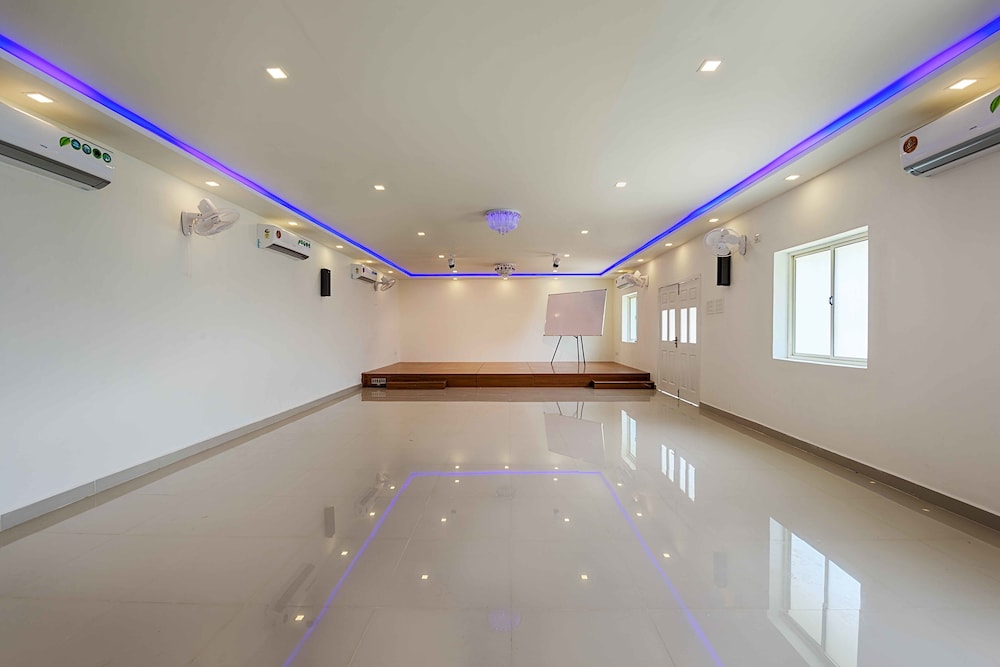 meeting & event spaces