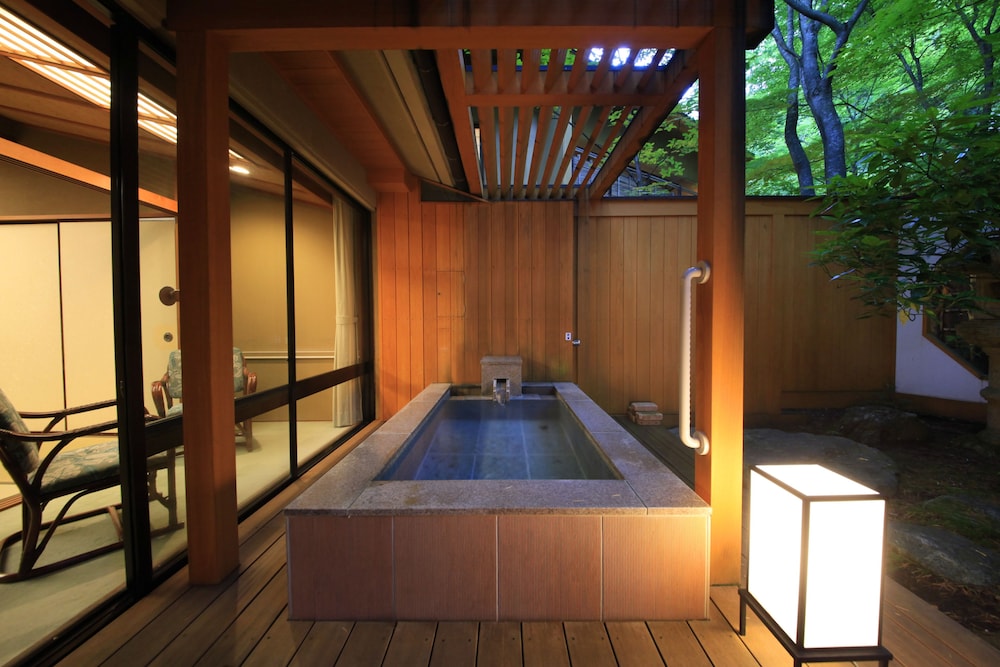 Tsunagi Onsen Shikitei