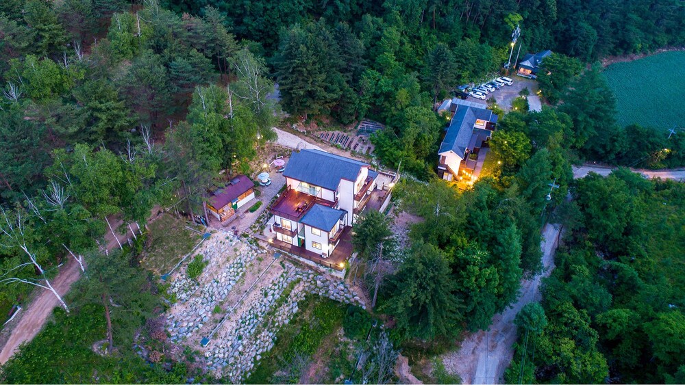 Secret Garden Pension