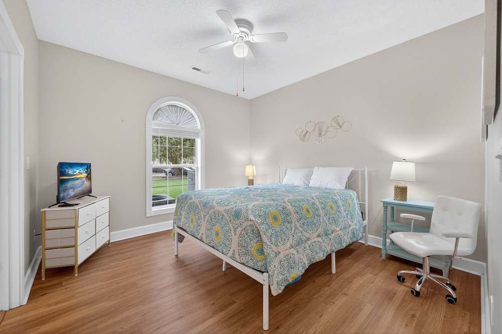 Magnolia Place 4687-101 1 Bedroom Condo