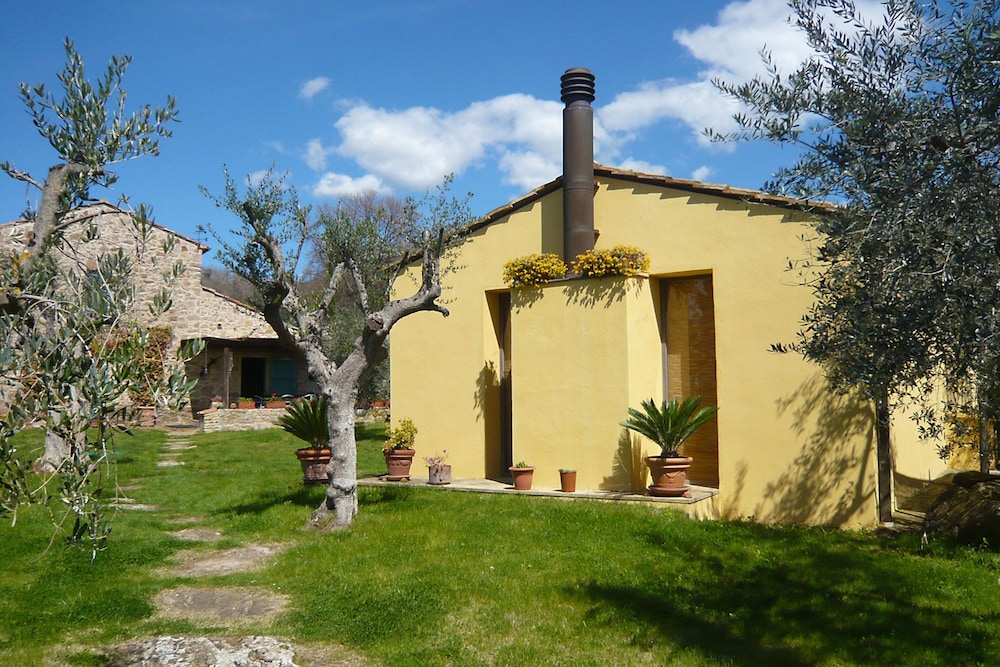 Casale Vezzoli con Piscina