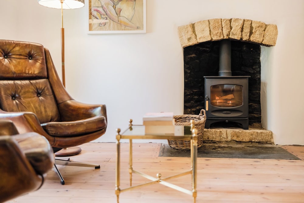 Historic 3 BD Cottage in the Cotswolds