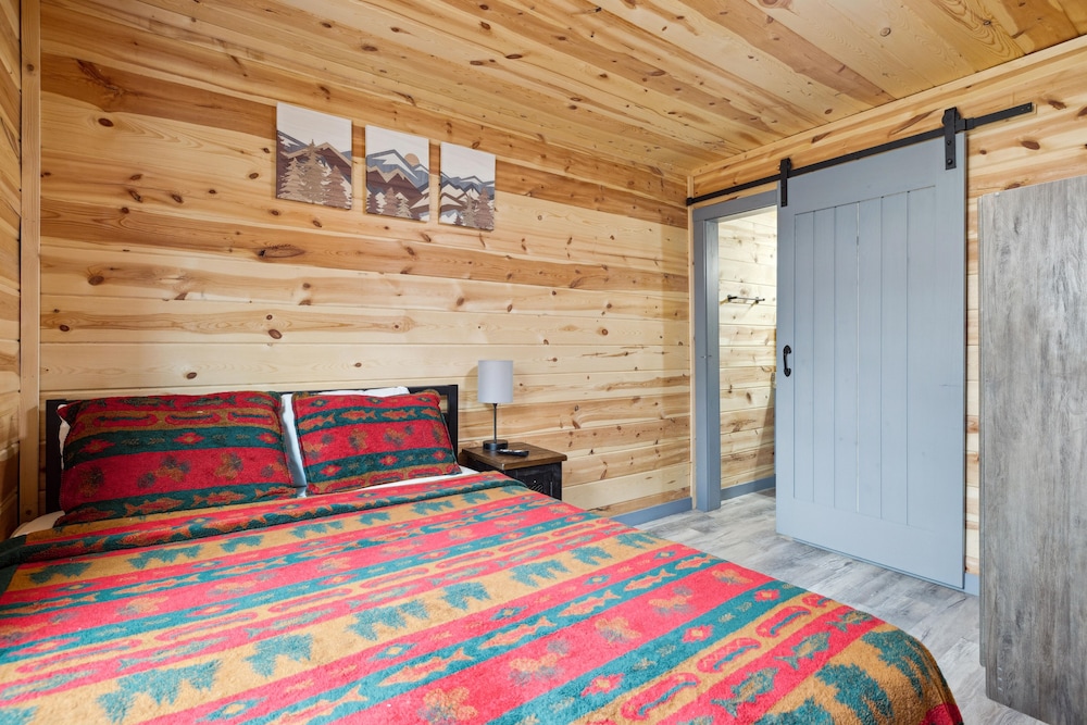 Starlight Valley 3 Bedroom Cabin