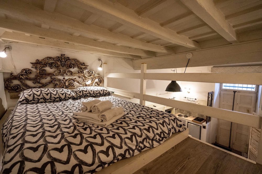 Close to San Pietro and Castel S Angelo Loft Gianicolo