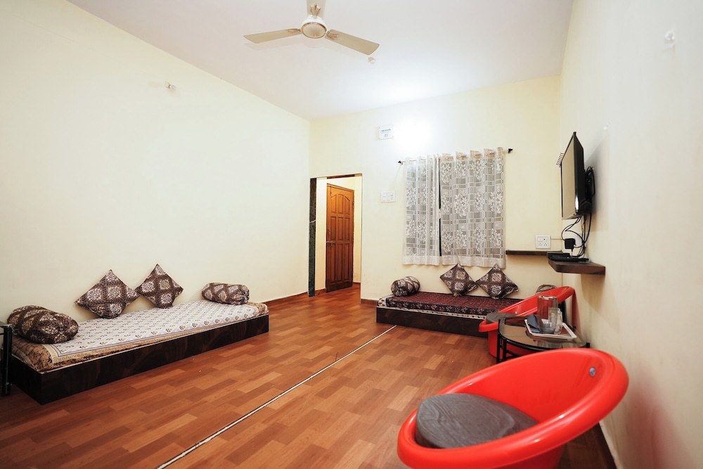 Springfield Family Apartment view 2