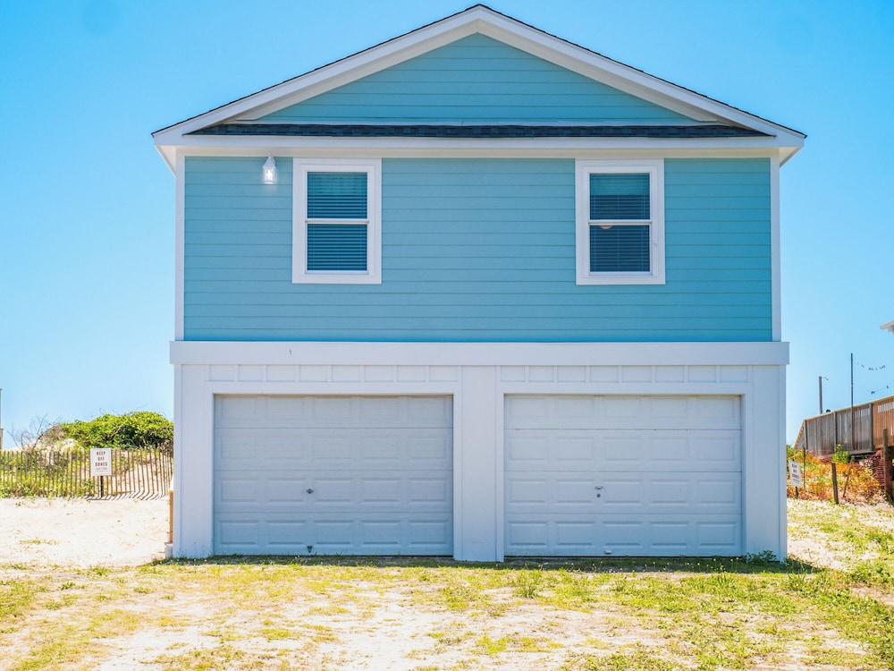 Lungomare by Topsail Realty