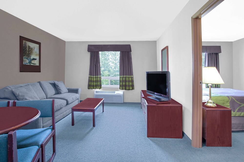 Super 8 by Wyndham Portage La Prairie MB view 2