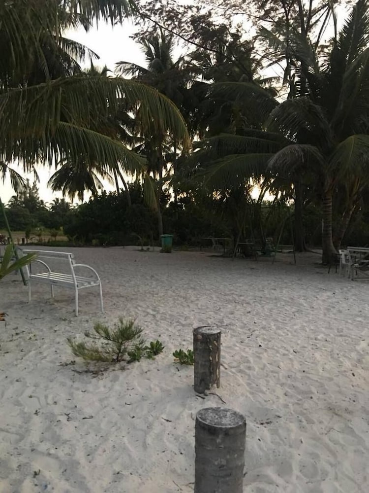 Equator HomeStay