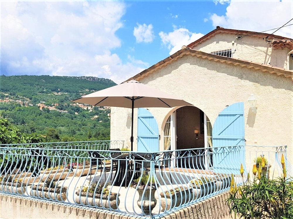 B&B With Charm - Quiet With Kitchen & sw Pool