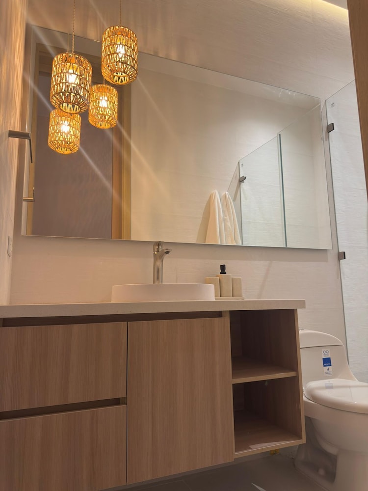 Apartamento Adalmar 804 con vista al mar
