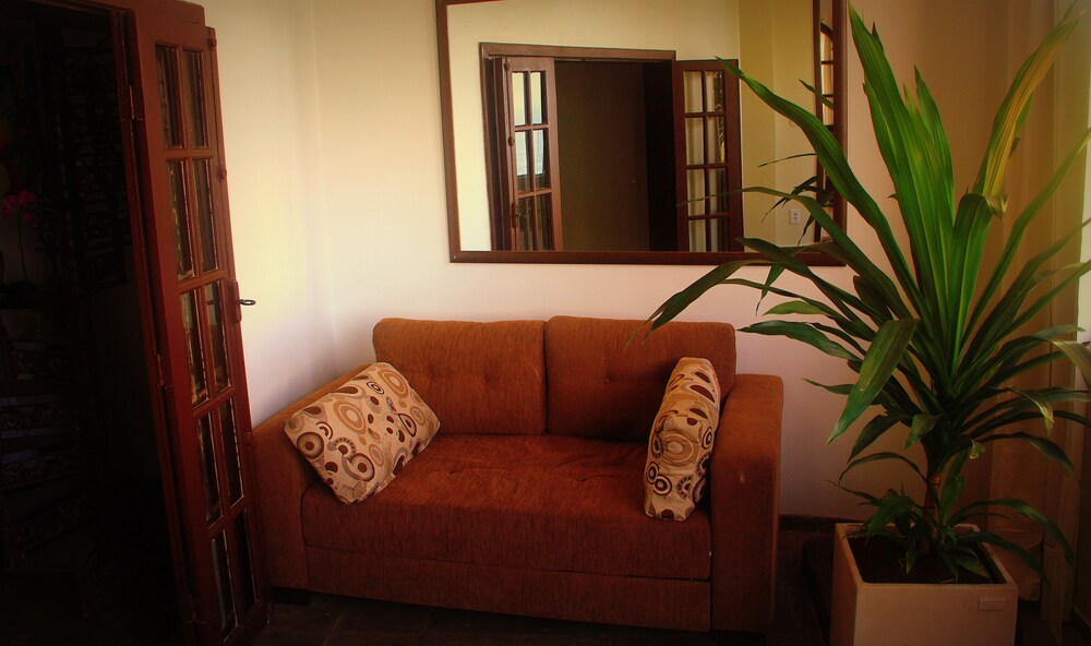 Casa & Mar Colonial