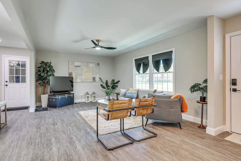 Updated Wilmington Home Near Intracoastal Access