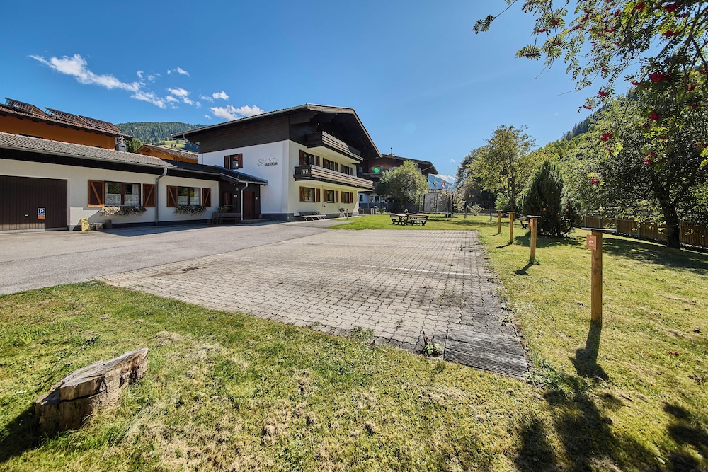 Apartments Enzian