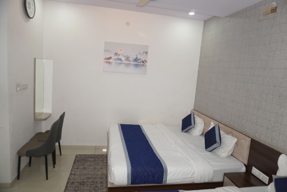Hotel Hanuman Palace