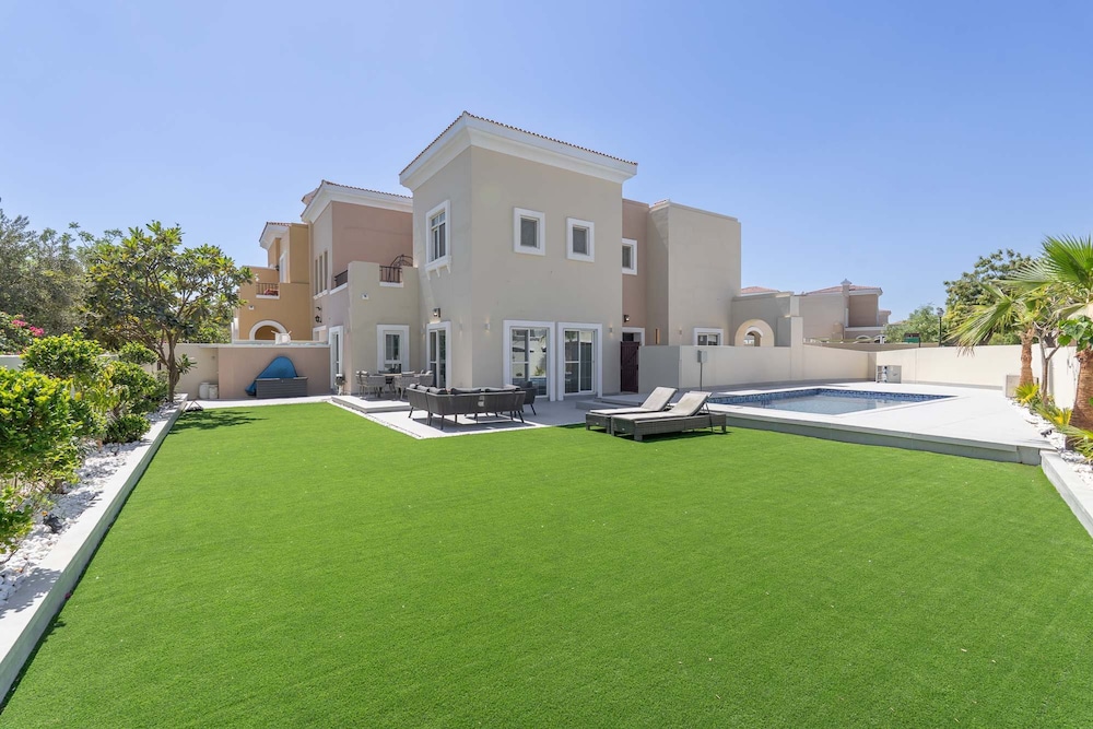 Luxury 4BR Villa-al Reem 3-perfect Family Getaway