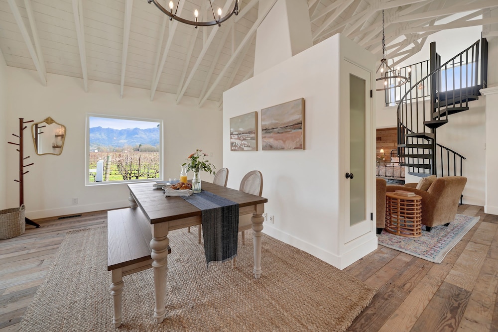 Villa in French Chateau Estate in Napa Valley