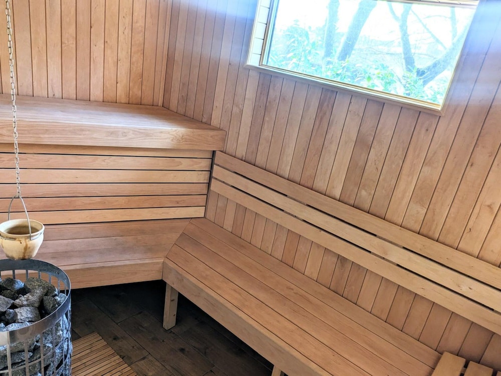 Comfortable Apartment, Sauna Included in the Price