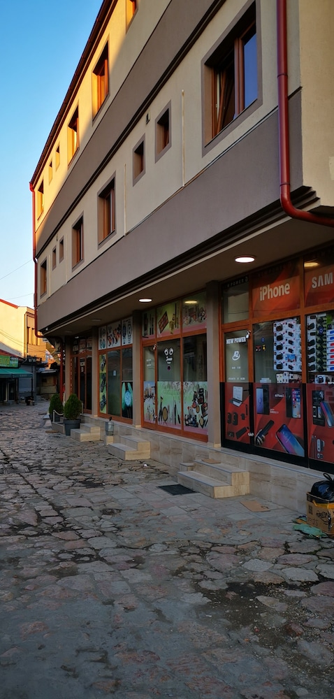 Photo 16
