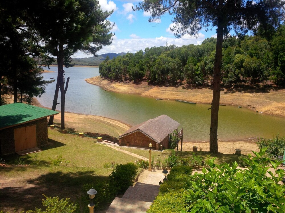 Le Chateau du Lac