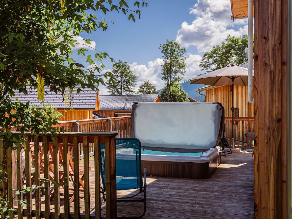 Nice Chalet With Whirlpool