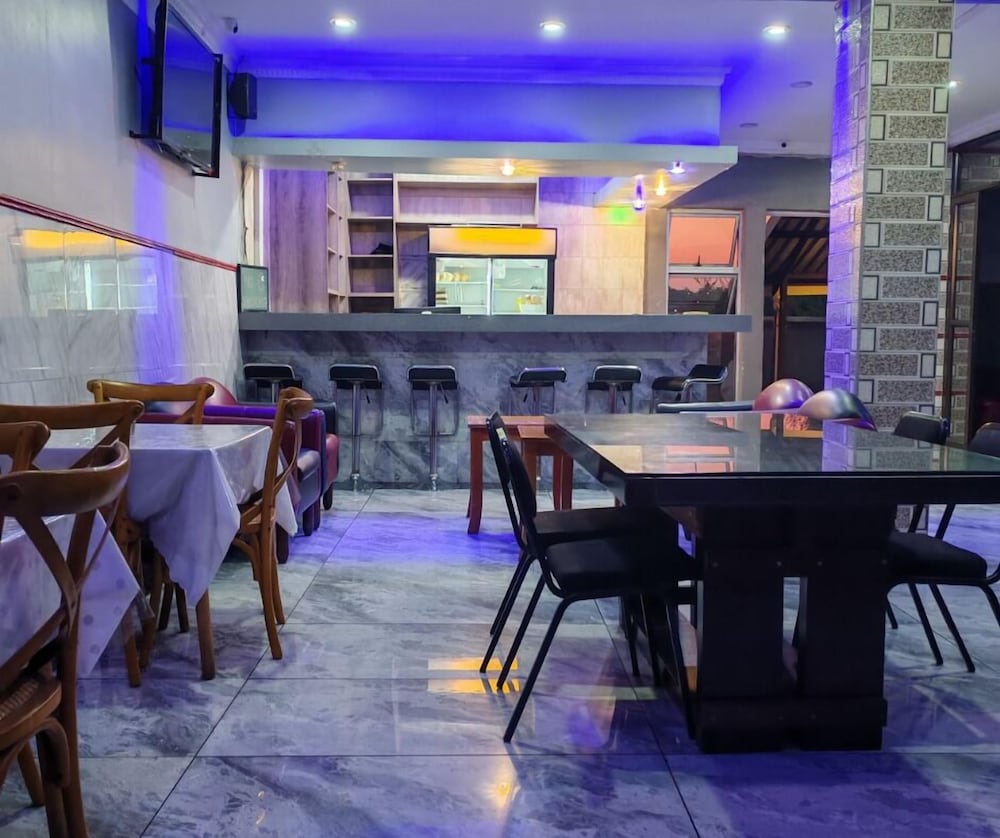 Olu Guest Lodge