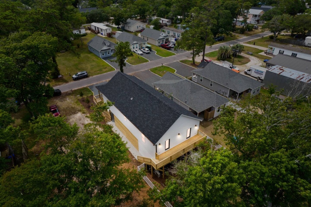 New Listing Luxury House 5 Min Walk to Beach