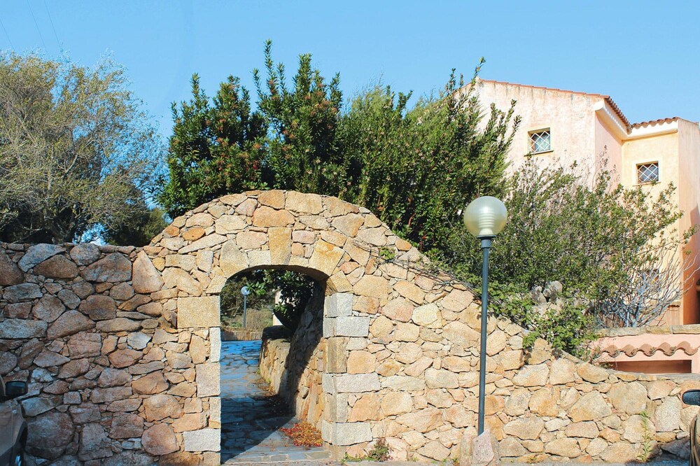 Apartment in Cannigione Near Sea Beach