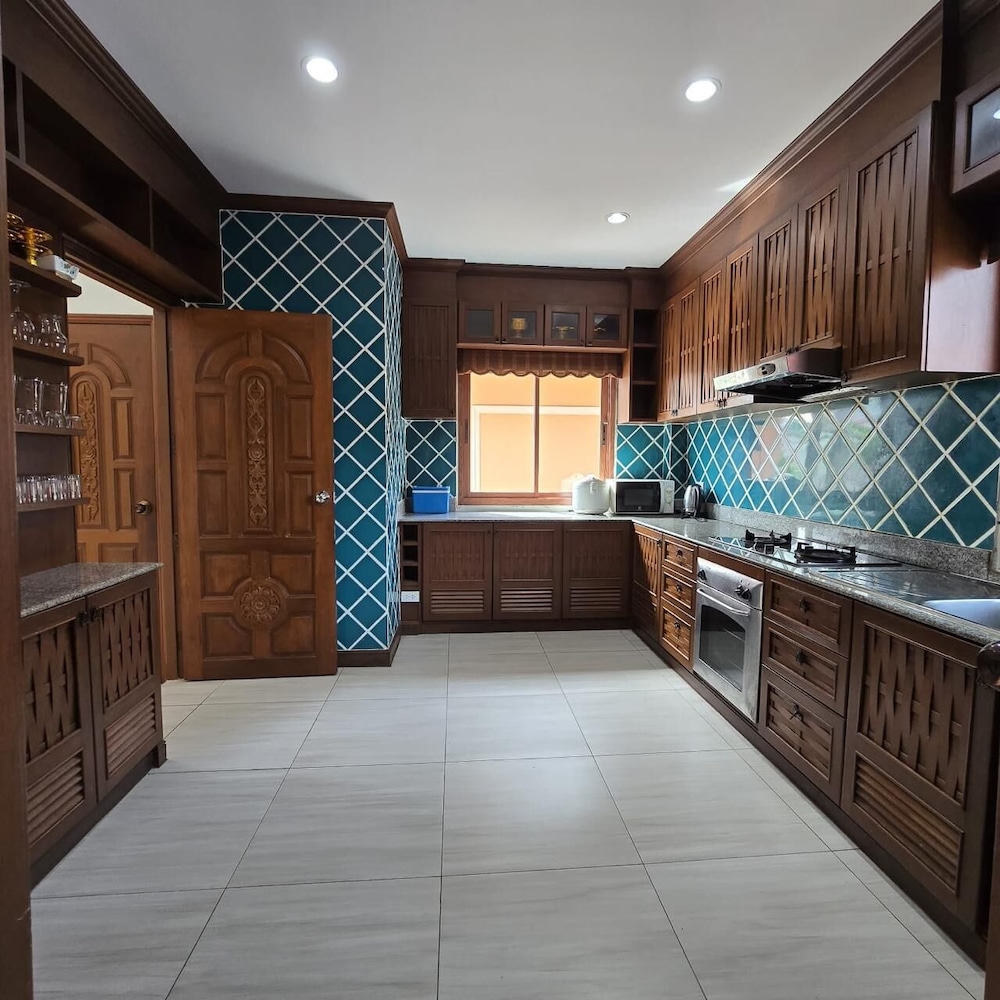 Ishara Villa 5 Bedrooms