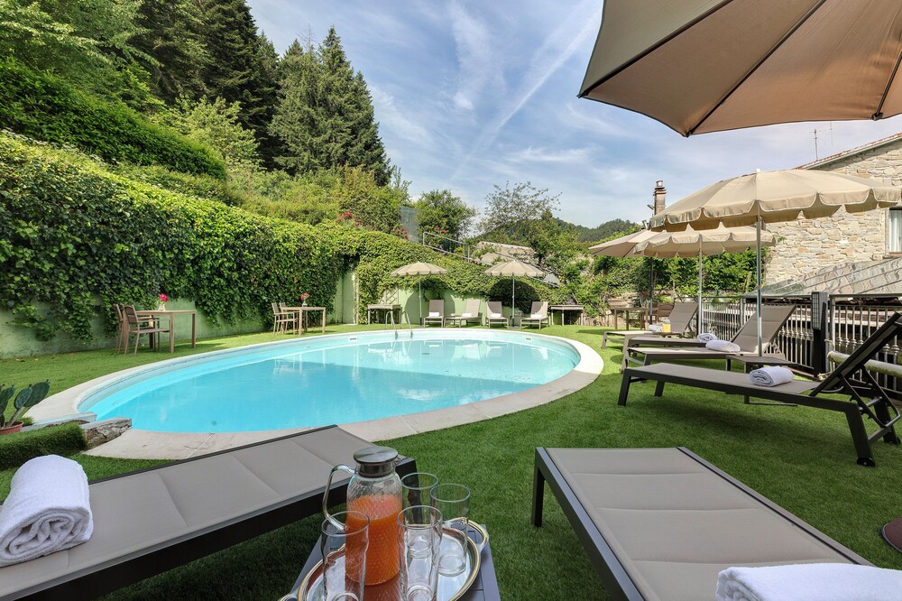 Entire Hilltop Villa With Private Pool In Palazzuolo Sul Senio