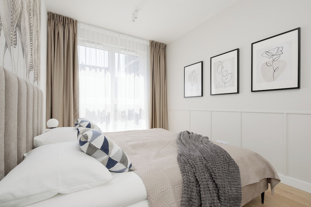 Apartments With Gym by Renters Prestige view 5