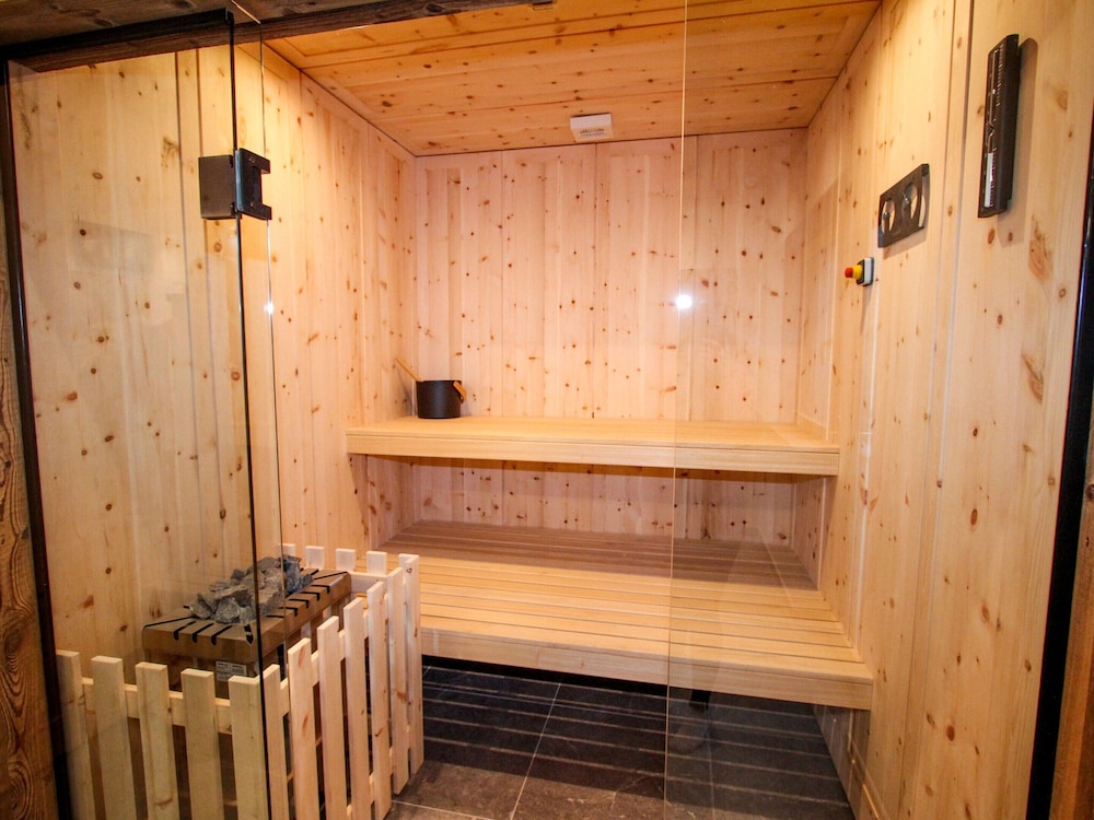 Chalet in Konigsleiten Near Ski Lift Zillertal
