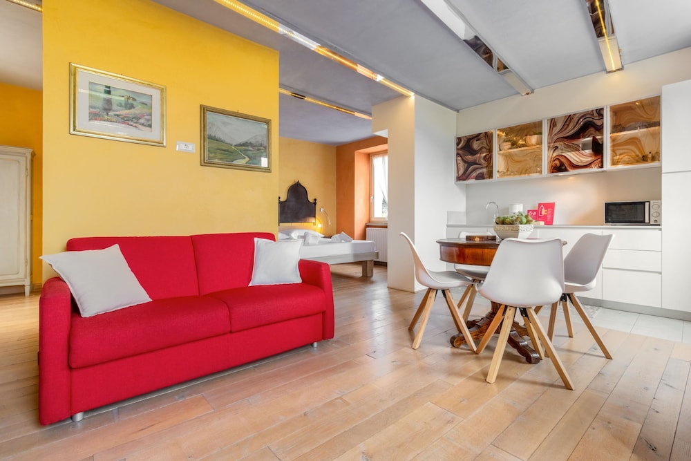 Borgo al Sole 4 by Wonderful Italy