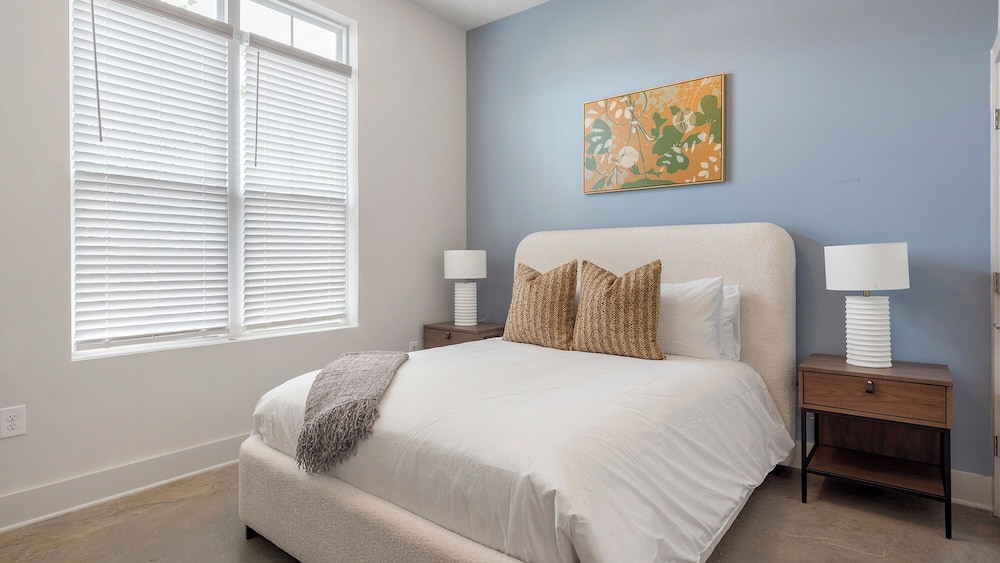 Landing Furnished Apartments - Northwest Charlotte