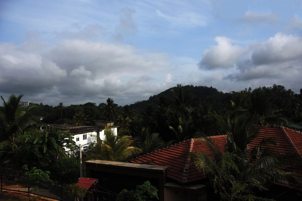 Labuduwa Villa in Galle.