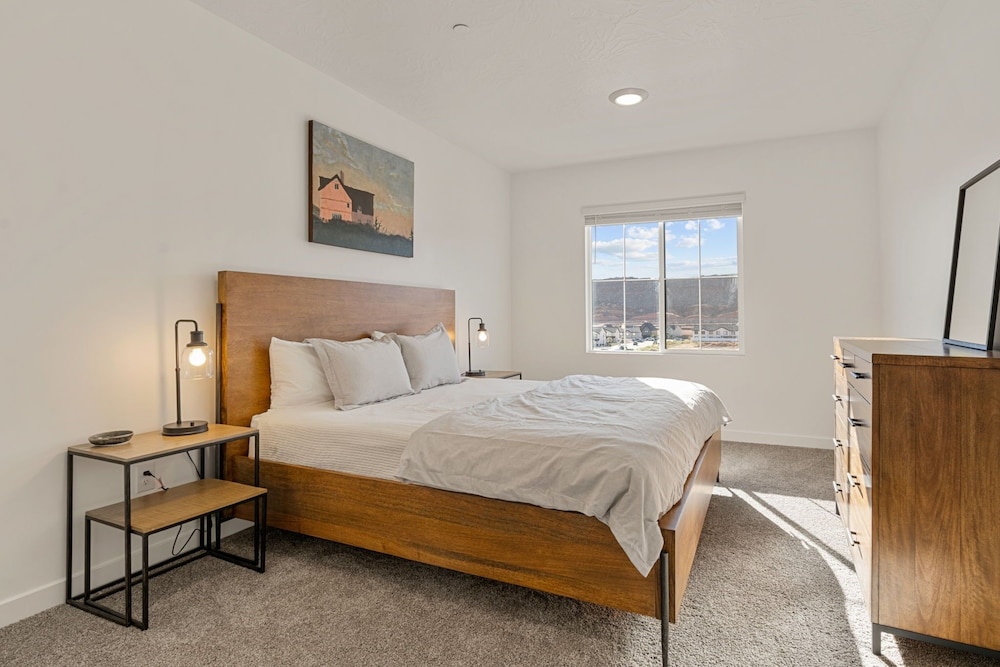 Desert Retreat Near Sand Hollow 4 Bedroom Townhouse