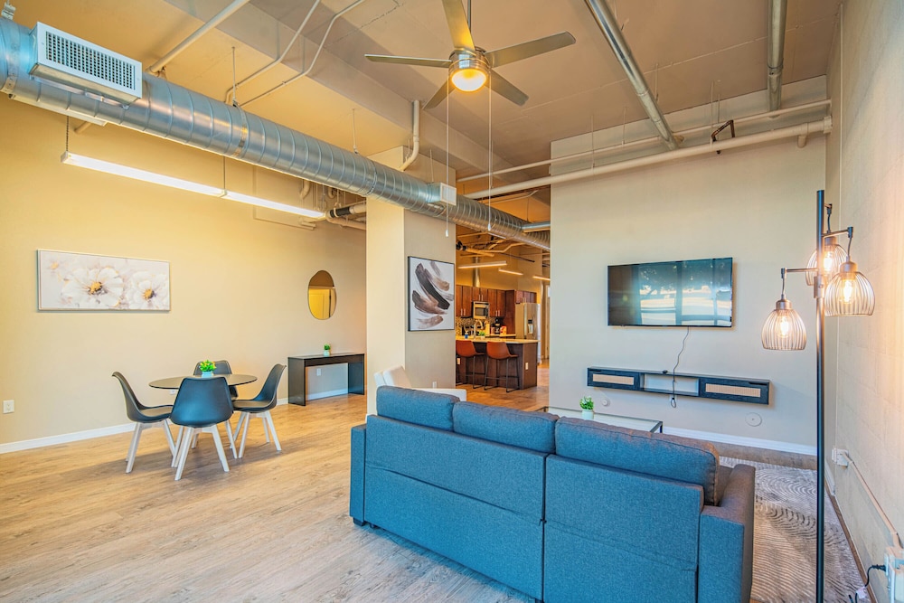 ROVE LIVING/KL - The Fredrick Tempe