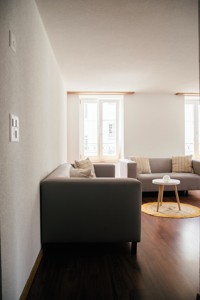 Nimbuzzz Apartments