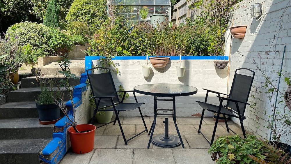 2BD Garden Hideaway in Lewes