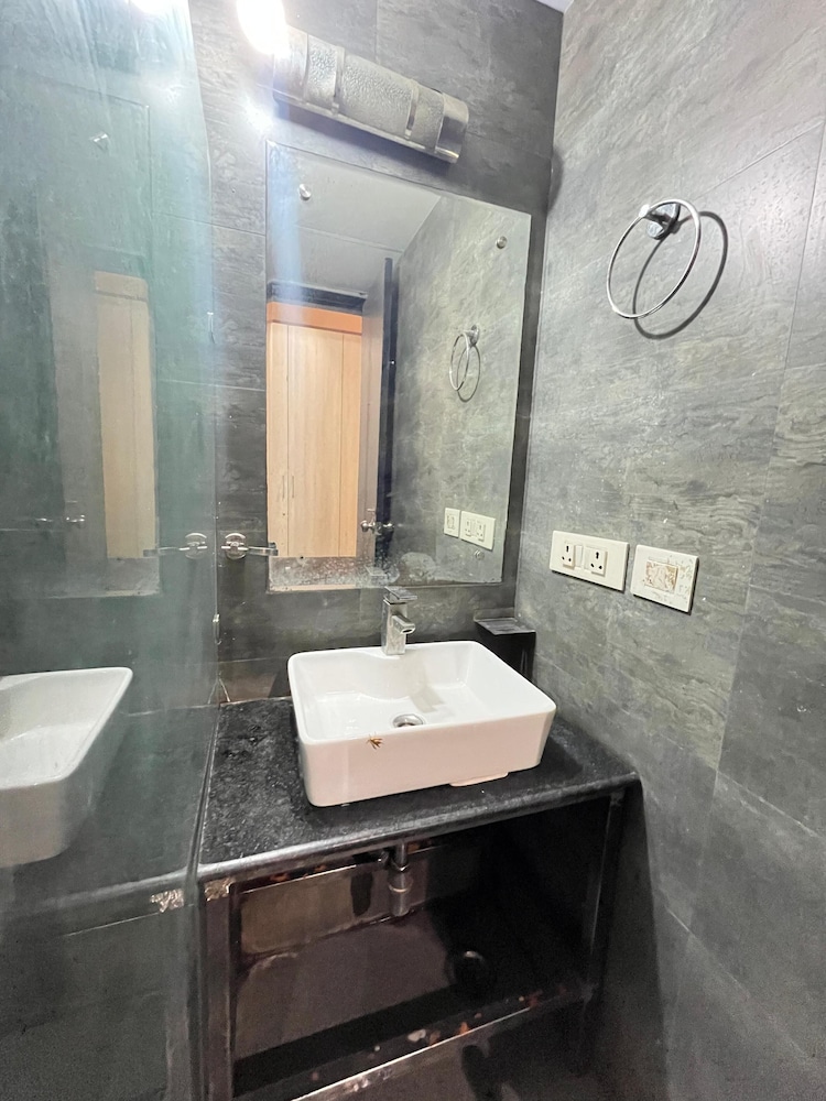 GoBravo Residences – Kapashera, New Delhi