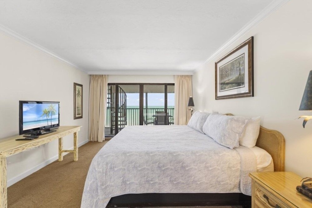 Pointe Santo A44 3 Bedroom Condo