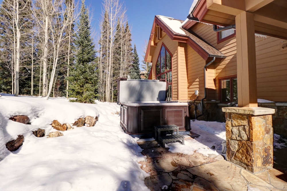 Peakside Escape 178 3 Bedroom Home