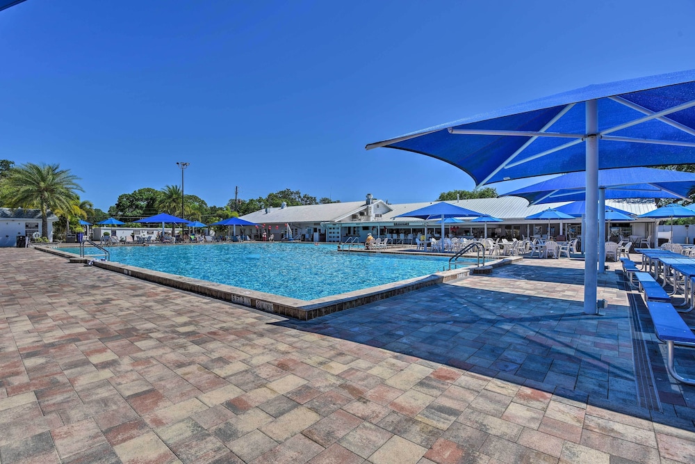 Sarasota Home w/ Full Resort Amenity Access!