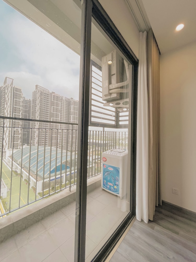 Vinhomes Ocean Park Apartment Ha Noi - 20 October Homestay