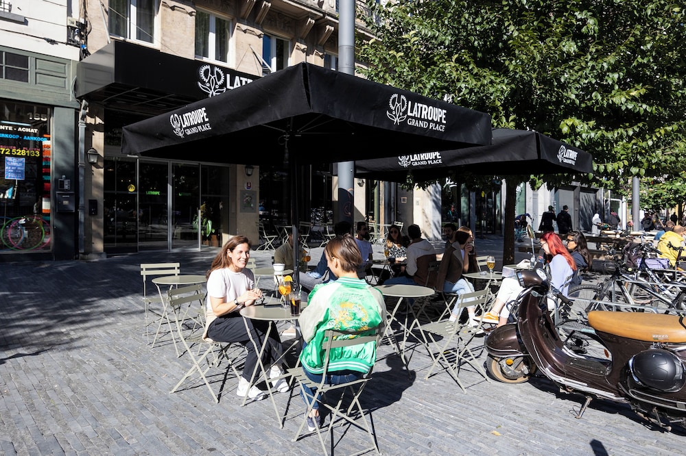 Latroupe Grand Place