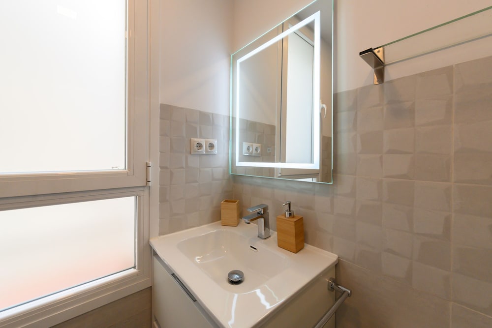 M Car1012 Apartamento con 2 Dormitorios 2 ba o