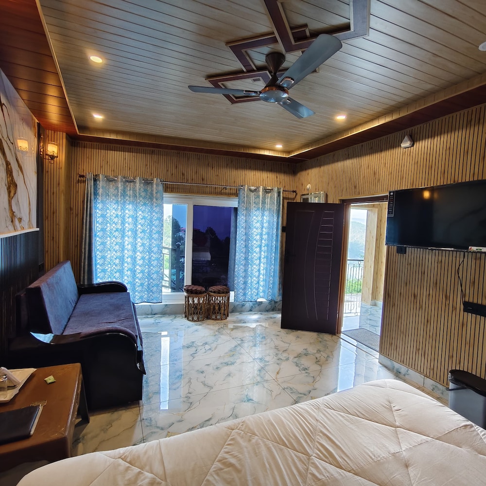 Hotel Mystic Mountain Kausani