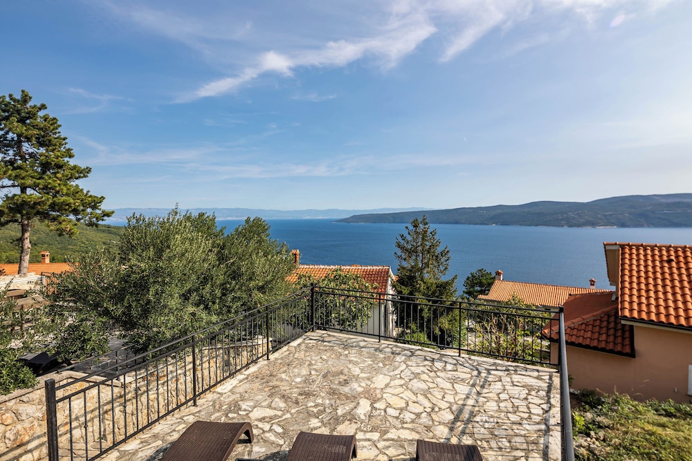 Seaview House Helena