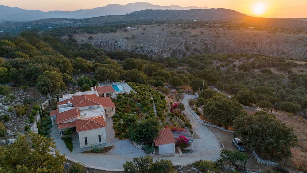 Villa Pansara Exclusive Luxury